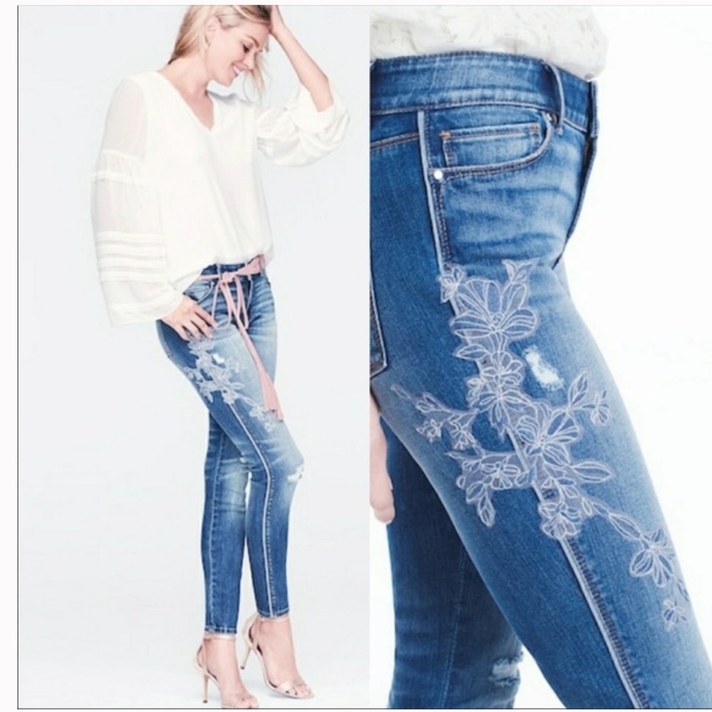 WHITE HOUSE BLACK MARKET EMBROIDERED SKINNY JEAN 0